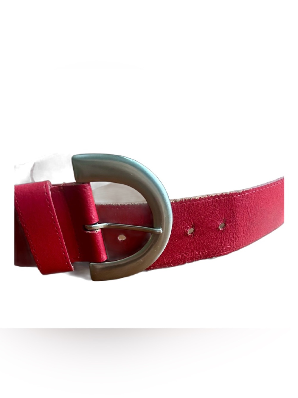 Authentic vintage Au Coton red leather belt, proudly made in Canada. - Picture 3 of 11